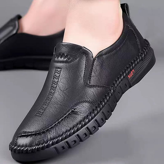 👞【39-44】Férfi bőr alkalmi cipő puha talppal