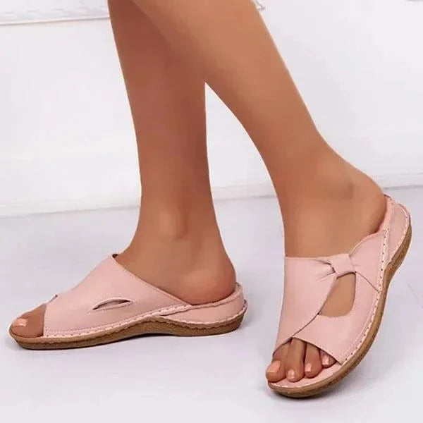 🔥Újdonság, 50% kedvezmény 🎉【35-43】👡Új divatos, lezser és kényelmes puha talpú strandpapucs nőknek