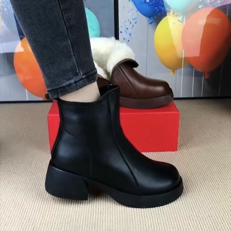 🎀👢[35-40] Téli új stílusú--Retro vastag sarkú Martin csizma női bőr csizma vízálló plusz bársony meleg pamut cipő