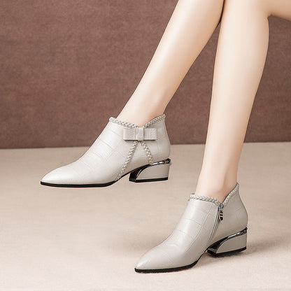 👢 【35-42】2025 őszi divatos új bőr rövid csizma cipzárral