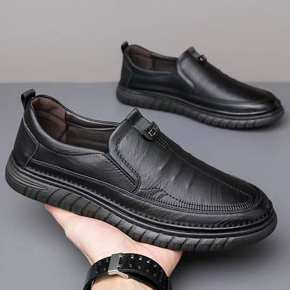 🛒😎Árcsökkentési akció--【39-44】Puha és csúszásgátló talpú, hétköznapi bőrcipők