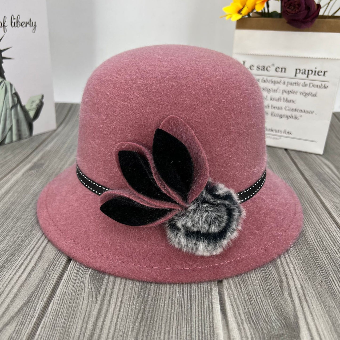 ✨✨🎀Középkorú és idősebb hölgyeknek szánt gyapjú kalap, kültéri szélálló, elegáns és könnyen kombinálható, őszi-téli