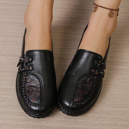 ✨50% kedvezmény✨【35-42】 Női bőr, csúszásmentes, vízálló cipő, puha talppal