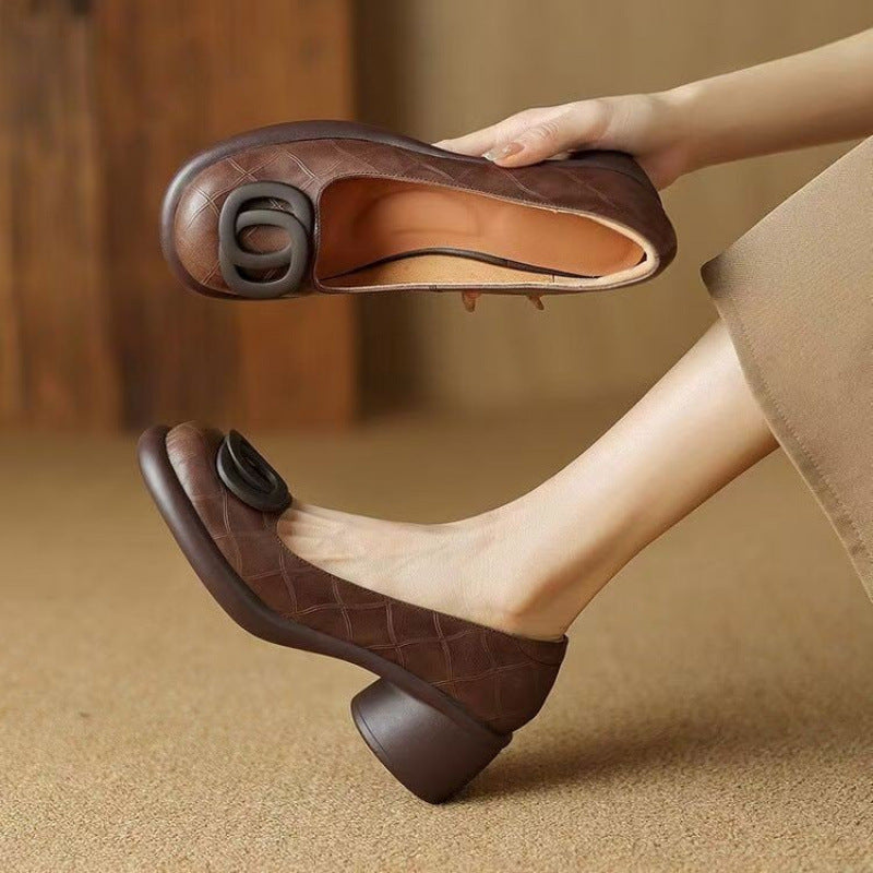 【Korlátozott ajánlat】【35-40】2026 Kényelmes bőr cipők 👠 Retro 5 cm sarok 🌟 Elegáns és sokoldalú